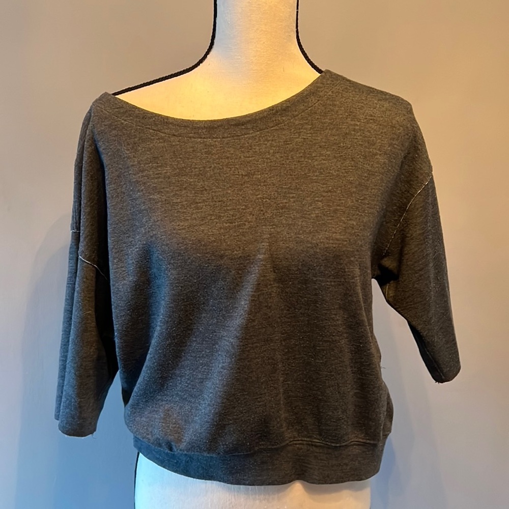 Michael Stars Los Angeles off / on the shoulder sweatshirt tee cropped